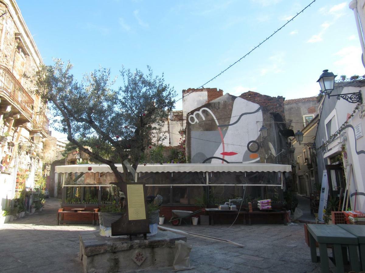 Apartamento A Casa Di Milena Catania Exterior foto